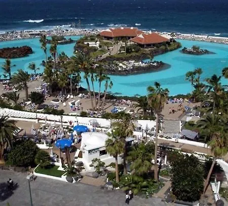 Estudio Tres En Martianez * Puerto de la Cruz (Tenerife)