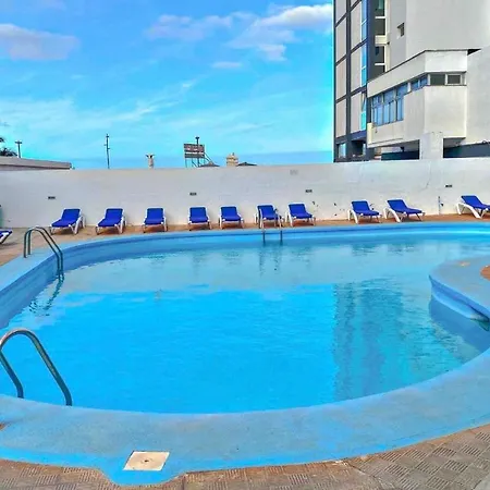 Estudio Tres En Martianez * Puerto de la Cruz (Tenerife)